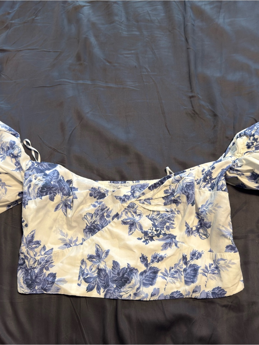 Abercrombie & Fitch Blue Floral Off-Shoulder Crop Top